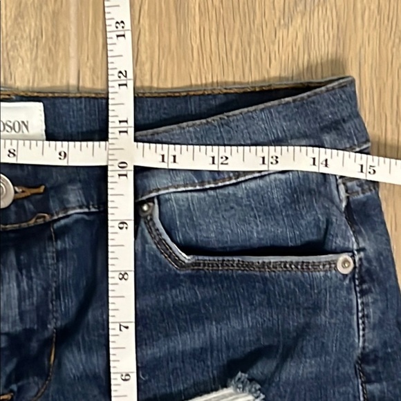 Hudson Jean Shorts Cut Off Fray Edge Raw Hem Blue Denim Distressed Amber Gemma - Picture 8 of 10